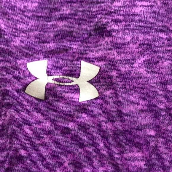 Under armor capris - Picture 2 of 5